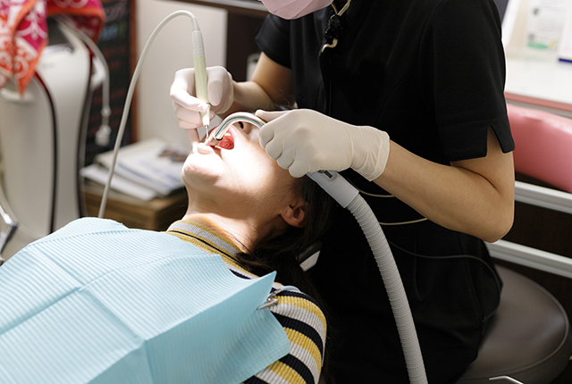 検査結果報告と衛生士による歯周初期治療